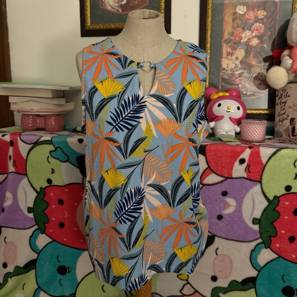 Tropical print top